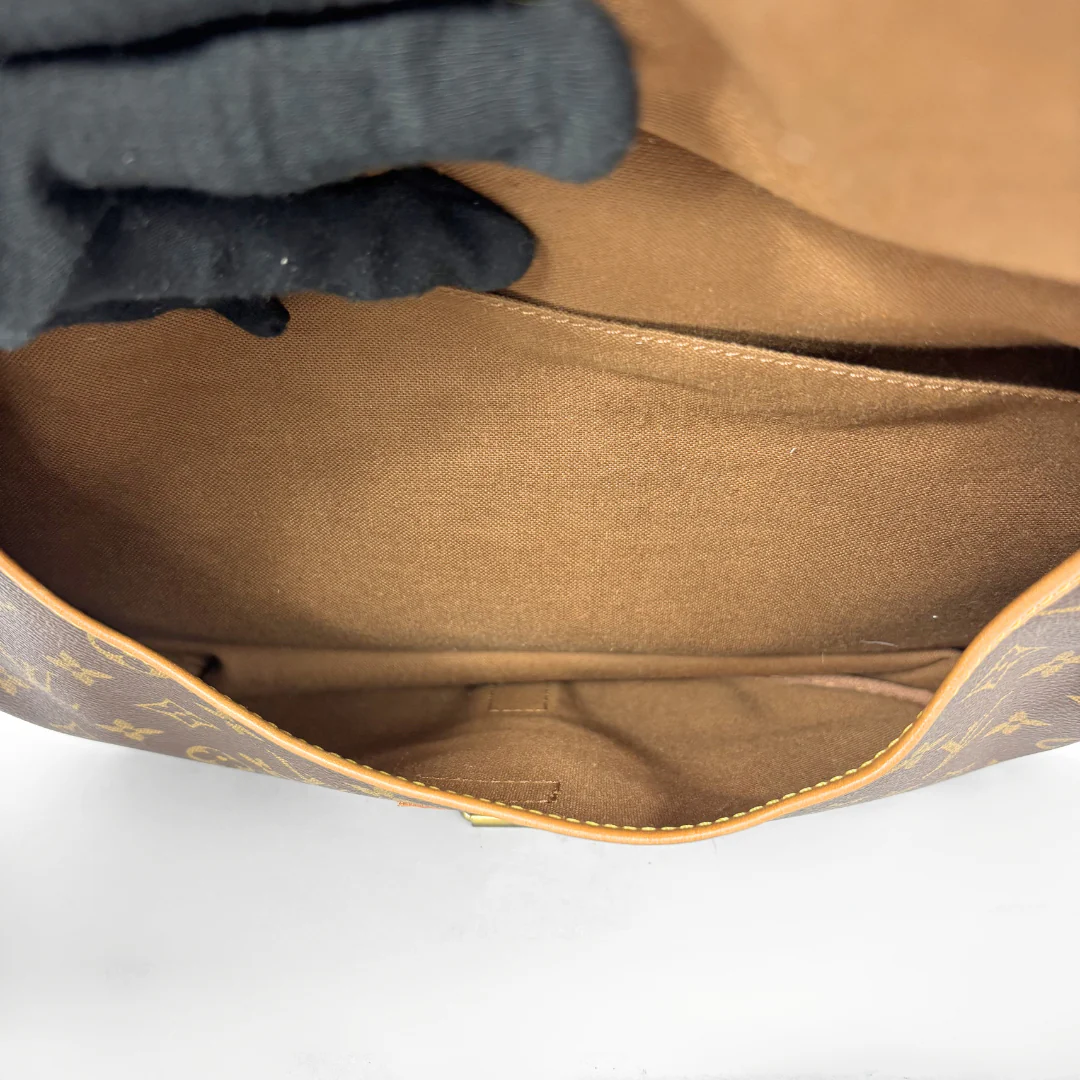 Brown leather interior.