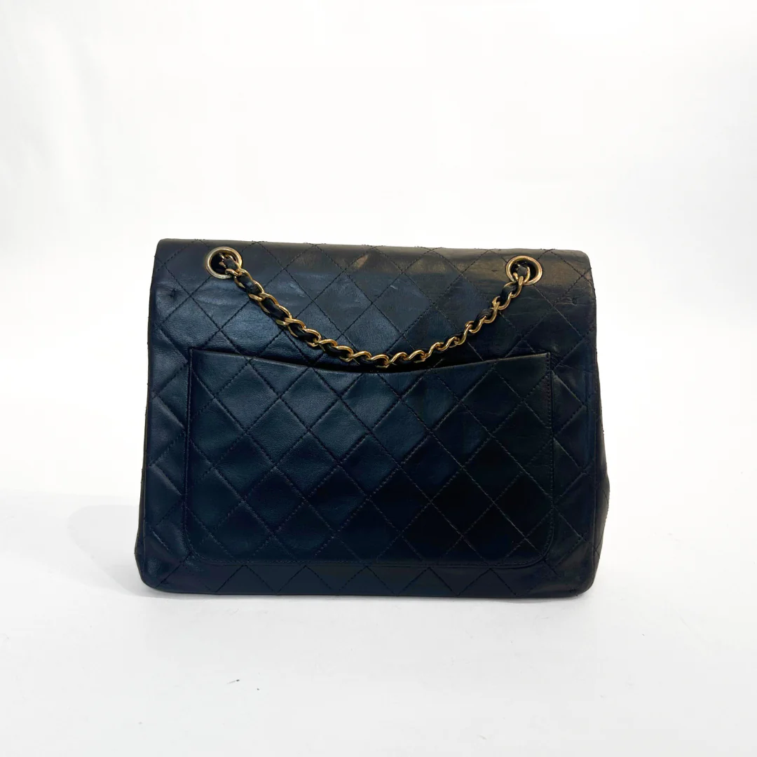 Chanel Chanel Classic Flap Bag Medium - Shoulder Bags - Etoile Luxury Vintage