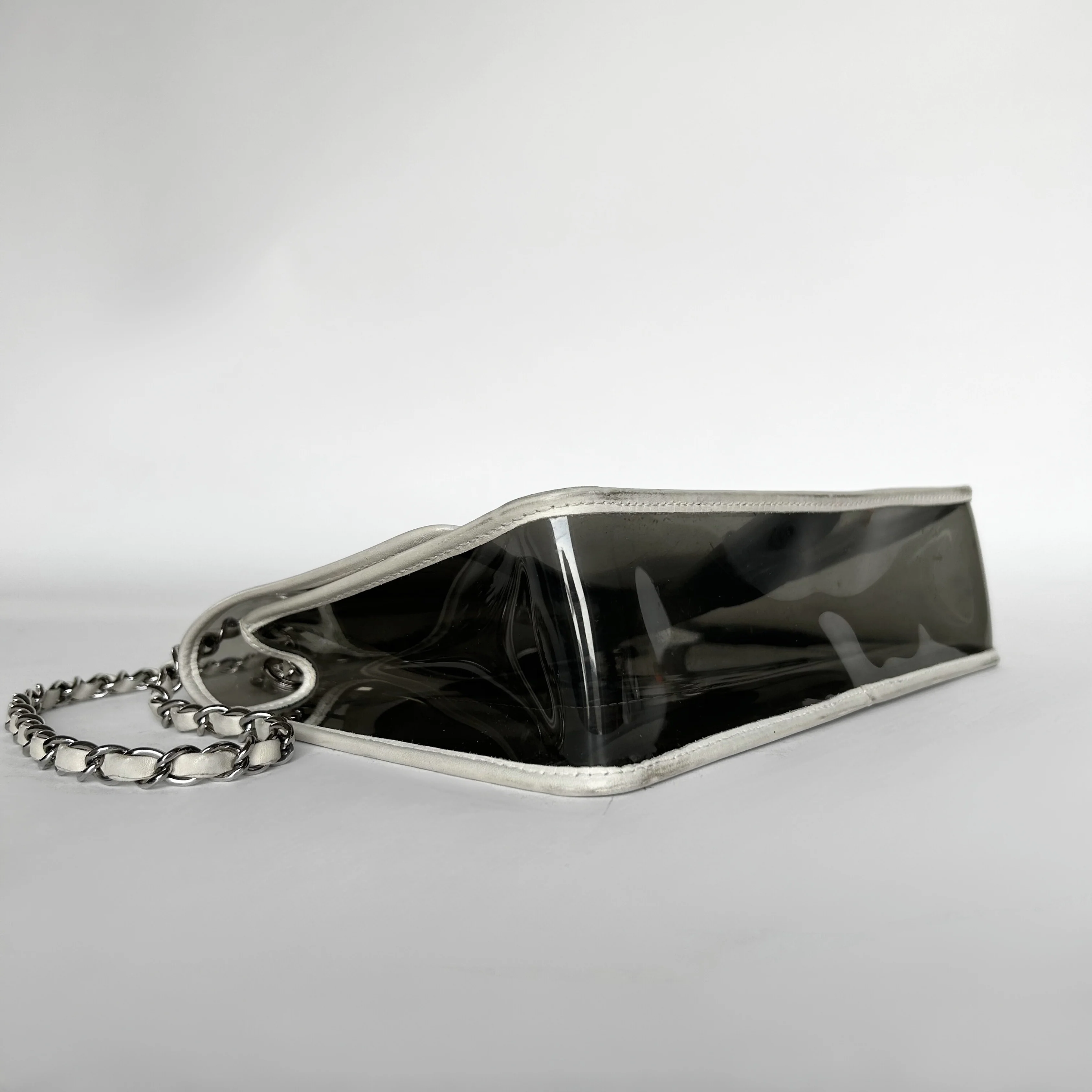 Chanel IG SALE: Chanel Heart CC Flap Bag Vinyl &amp; Lambskin Leather (Limited Edition) - Shoulder bags - Etoile Luxury Vintage