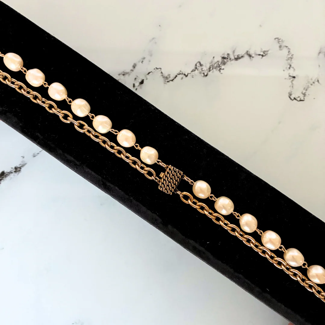 Chanel Chanel Pearl Necklace Gold Plated - Necklaces - Etoile Luxury Vintage