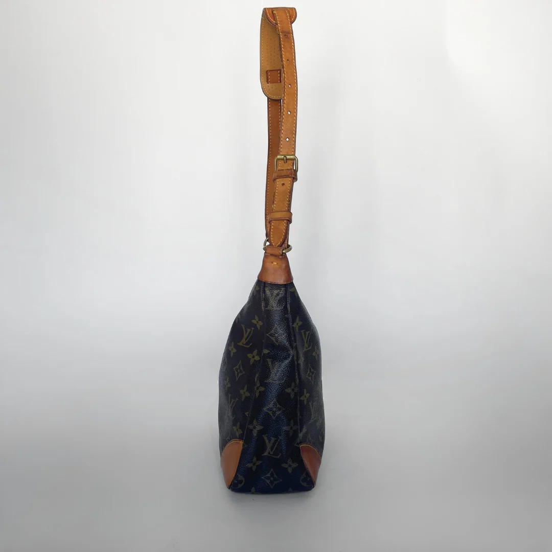 Louis Vuitton Louis Vuitton Boulogne Monogram Canvas - Shoulder bags - Etoile Luxury Vintage