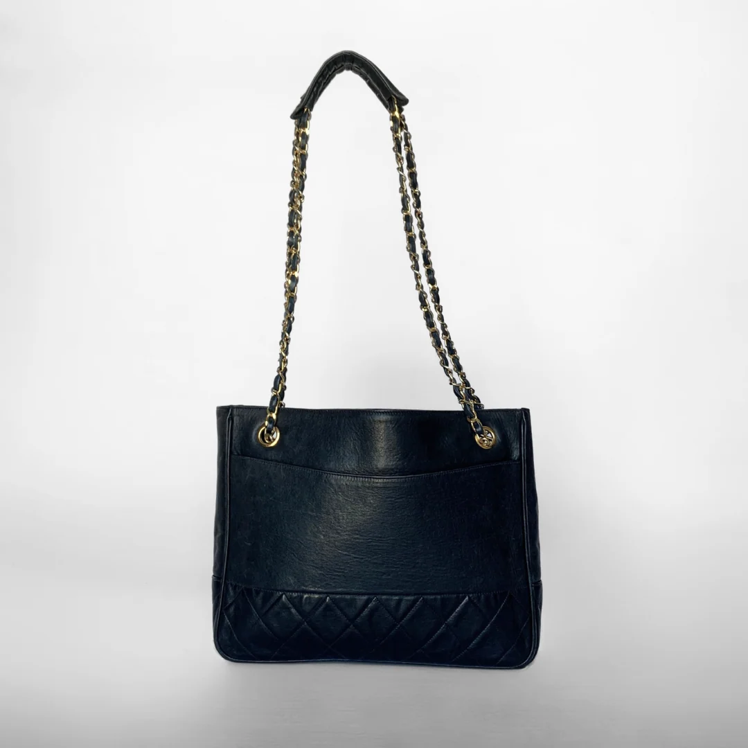 Chanel Chanel Shopper Lambskin Leather - Shoulder bags - Etoile Luxury Vintage