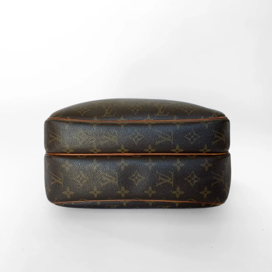 Louis Vuitton Louis Vuitton Reporter PM Monogram Canvas - Crossbody bags - Etoile Luxury Vintage