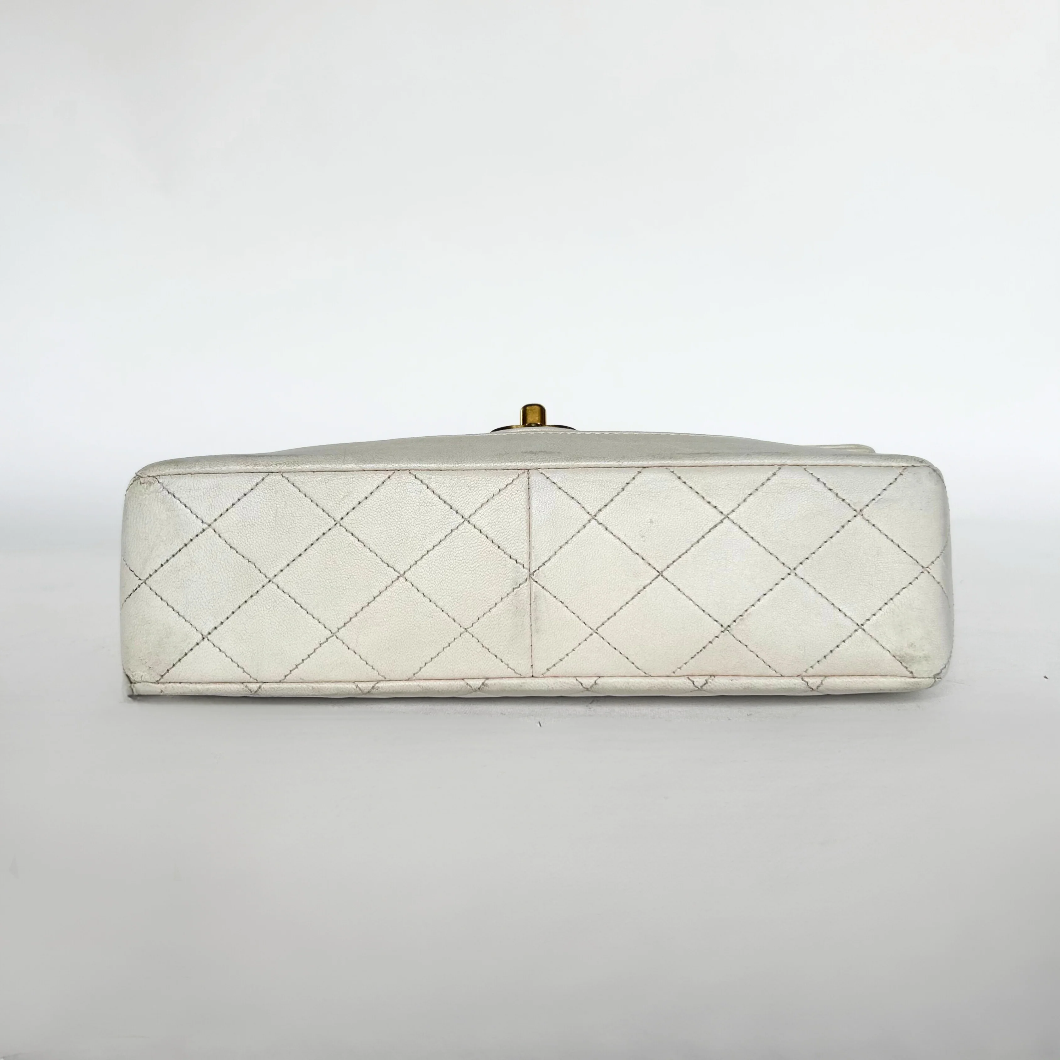 Chanel IG SALE: Chanel Seasonal Diana Single Flap Bag Medium Lambskin Leather - Shoulder bags - Etoile Luxury Vintage
