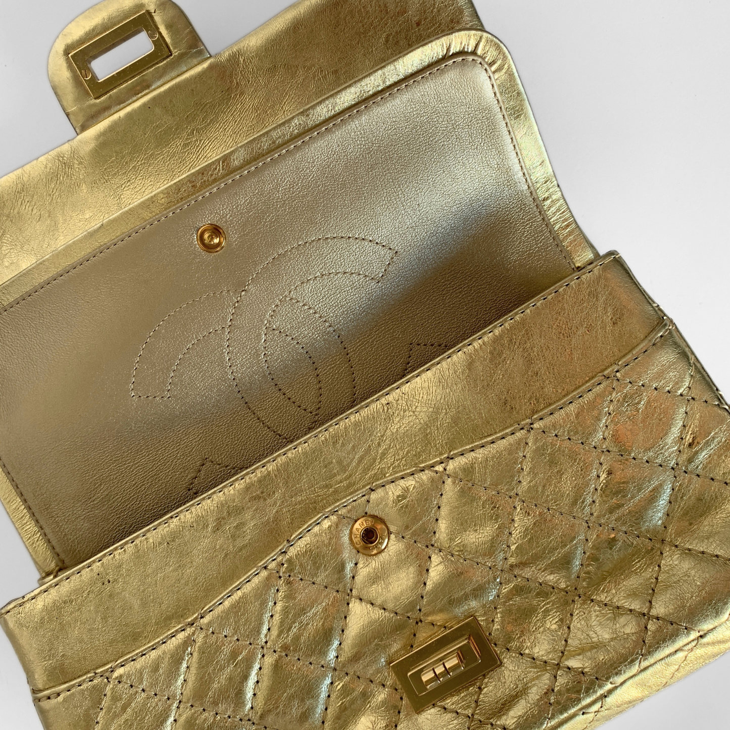 Chanel Chanel 2.55 Bag Aged Calfskin Leather - Shoulder bags - Etoile Luxury Vintage