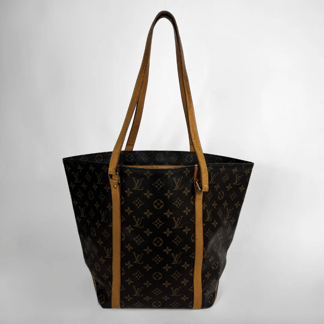 Louis Vuitton Shopper on a white background