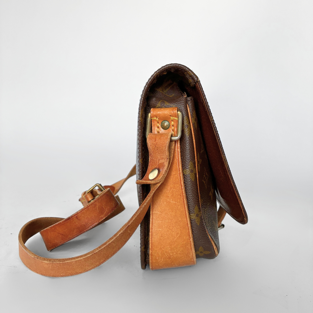 Louis Vuitton Louis Vuitton Cartouchiegrave;re MM Monogram Canvas - Crossbody bags - Etoile Luxury Vintage