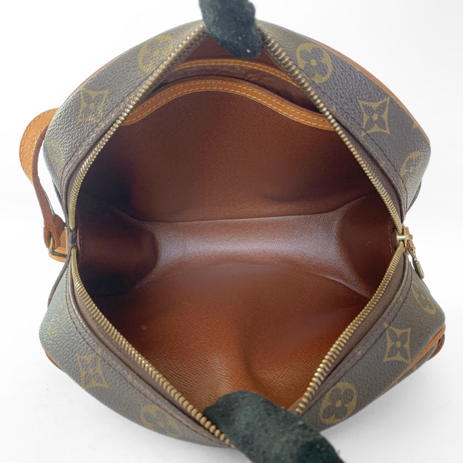Louis Vuitton Louis Vuitton Blois Toile Monogram Canvas - Crossbody bags - Etoile Luxury Vintage