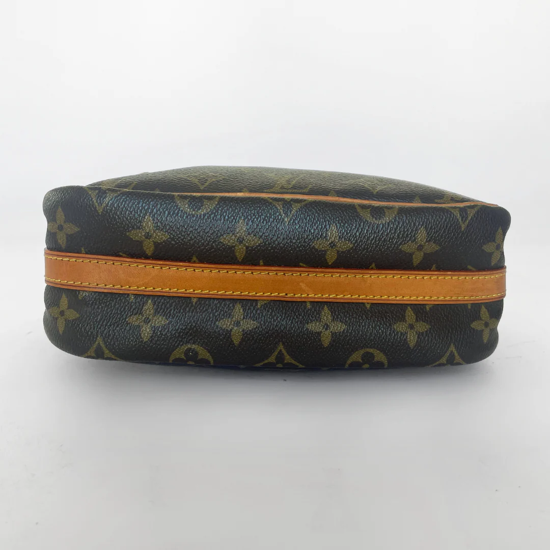 Louis Vuitton Louis Vuitton Senlis Monogram Canvas - Crossbody bags - Etoile Luxury Vintage