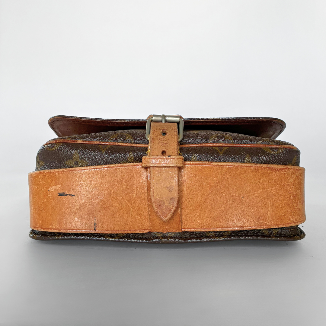 Louis Vuitton Louis Vuitton Cartouchiegrave;re MM Monogram Canvas - Crossbody bags - Etoile Luxury Vintage
