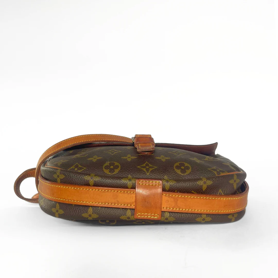 Louis Vuitton Louis Vuitton Jeune Fille Monogram Canvas - Crossbody bags - Etoile Luxury Vintage
