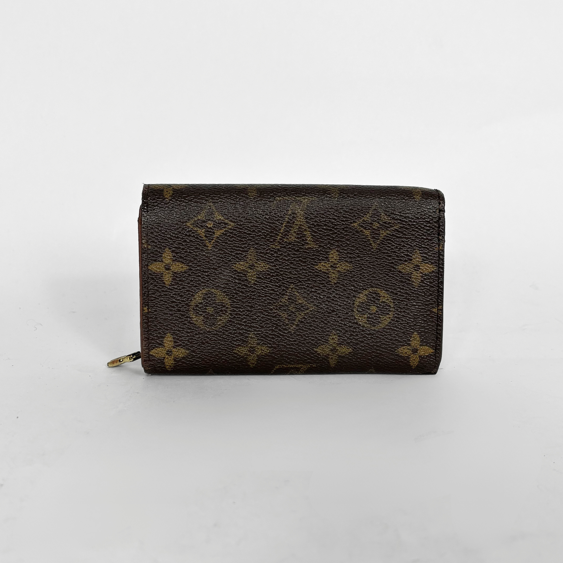 Louis vuitton wallet in brown Damier Ebene checkered canvas with a snap-button closure.