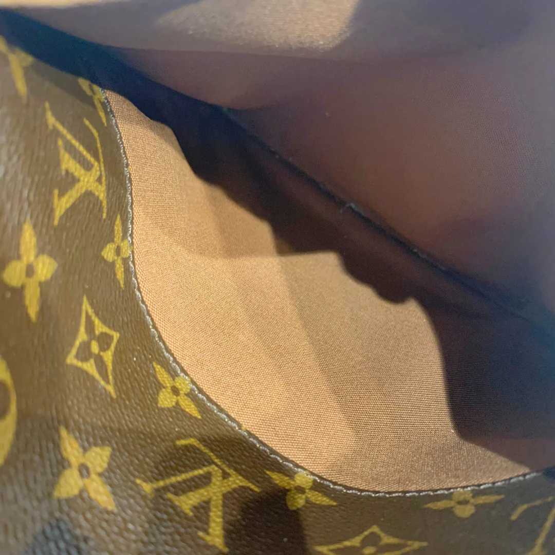 Louis Vuitton Louis Vuitton Odeon PM Monogram Canvas - Crossbody bags - Etoile Luxury Vintage