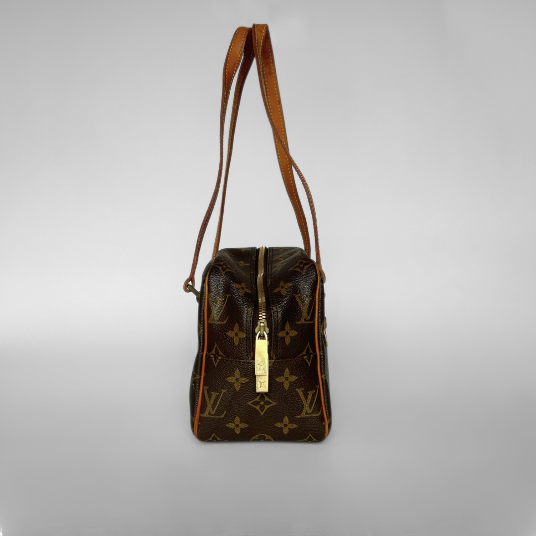 Louis Vuitton Louis Vuitton Citeacute; MM Monogram Canvas - Shoulder bags - Etoile Luxury Vintage