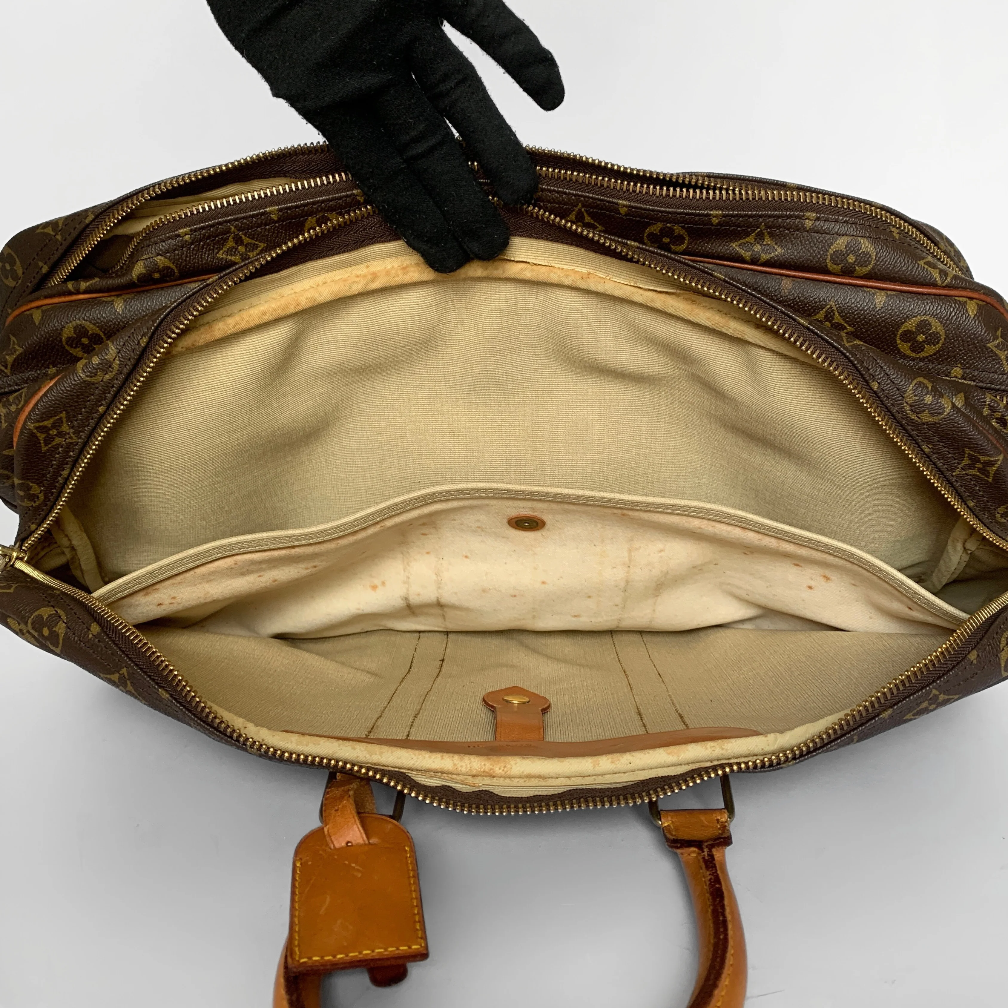 Louis Vuitton Louis Vuitton Aliz&eacute; Monogram Canvas - Handbags - Etoile Luxury Vintage