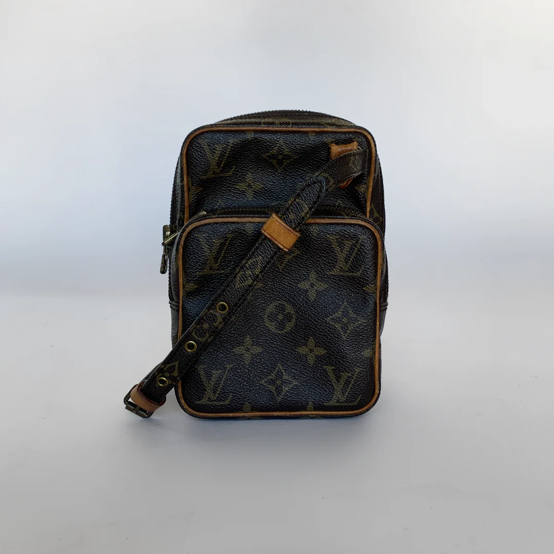 Louis Vuitton Louis Vuitton Amazon Monogram Canvas - Crossbody bags - Etoile Luxury Vintage