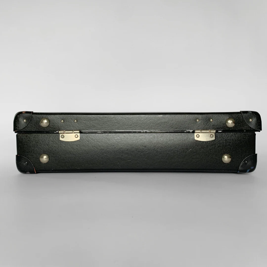 Globe Trotter Globe Trotter Suitcase Leather - Travel bags - Etoile Luxury Vintage