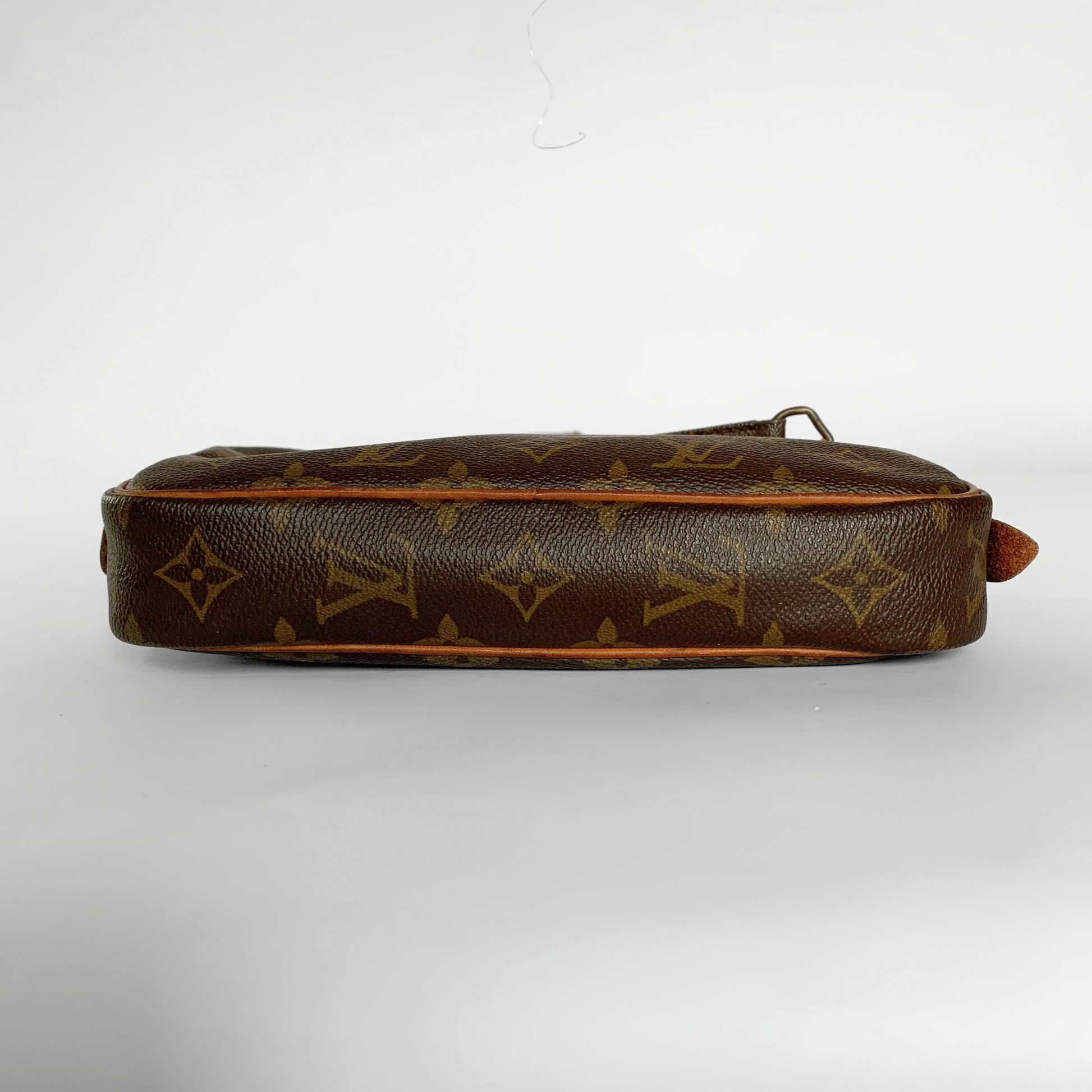 Louis Vuitton Louis Vuitton Marly Monogram Canvas - Crossbody bags - Etoile Luxury Vintage