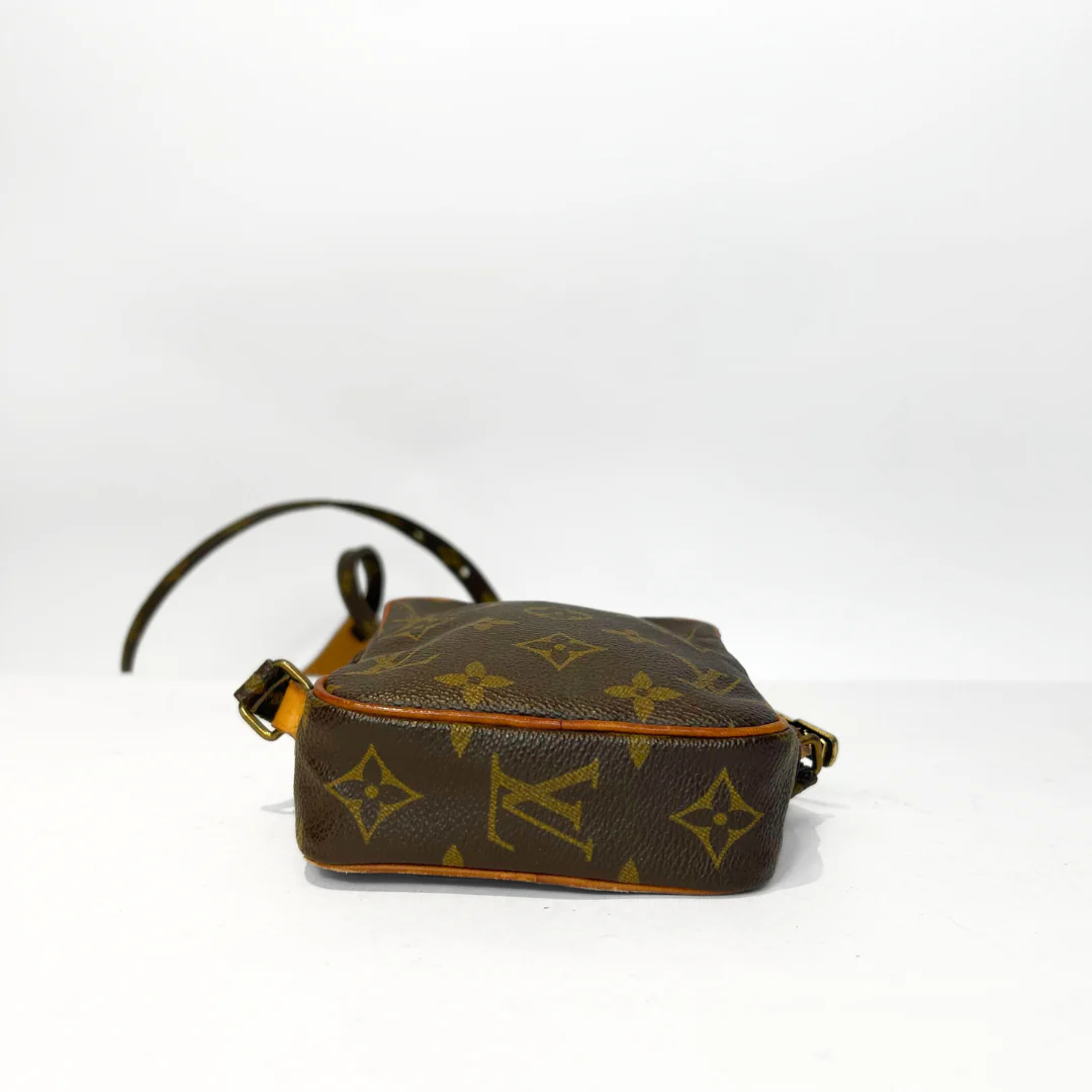 Louis Vuitton Louis Vuitton Danube Mini Monogram Canvas - Crossbody bags - Etoile Luxury Vintage