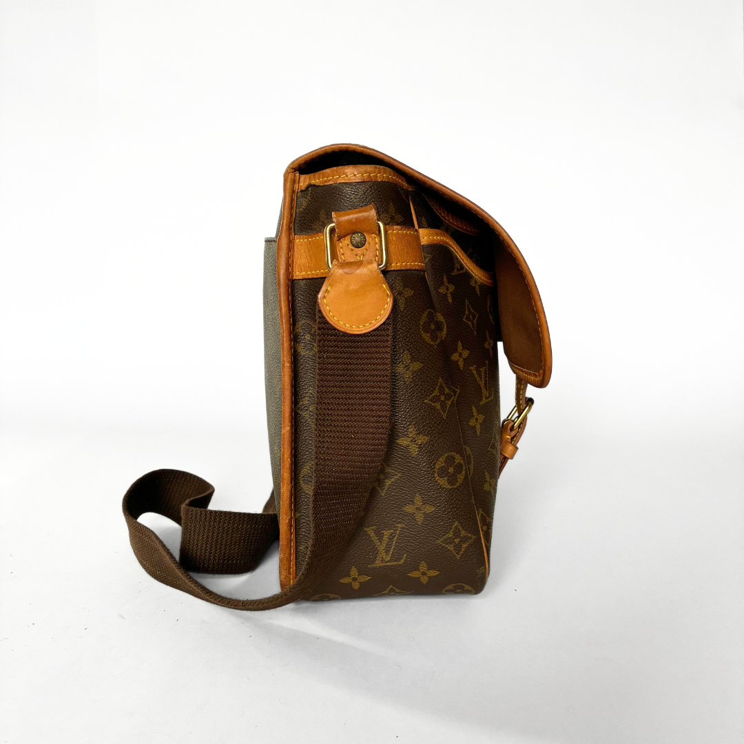 Louis Vuitton Louis Vuitton Gibeciegrave;re GM Monogram Canvas - Crossbody bags - Etoile Luxury Vintage