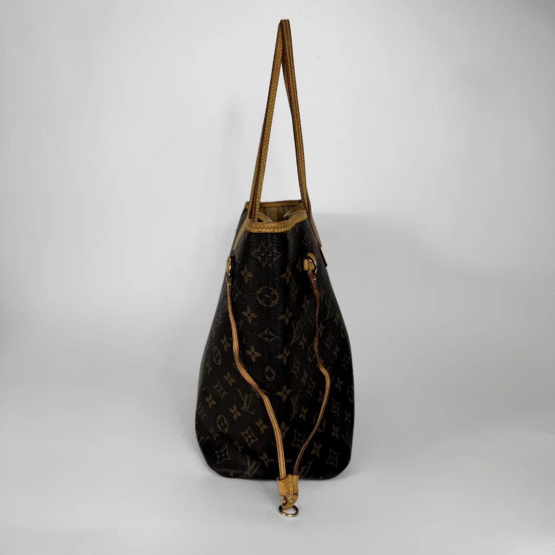 Louis Vuitton Neverfull MM Monogram Canvas on a white background
