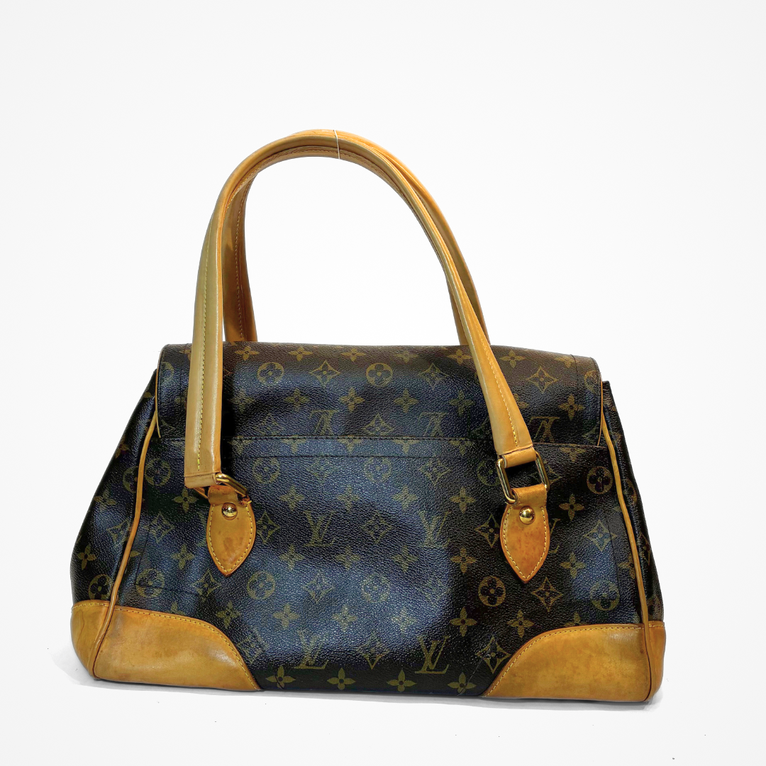Louis Vuitton Beverly MM Monogram Canvas on a white background