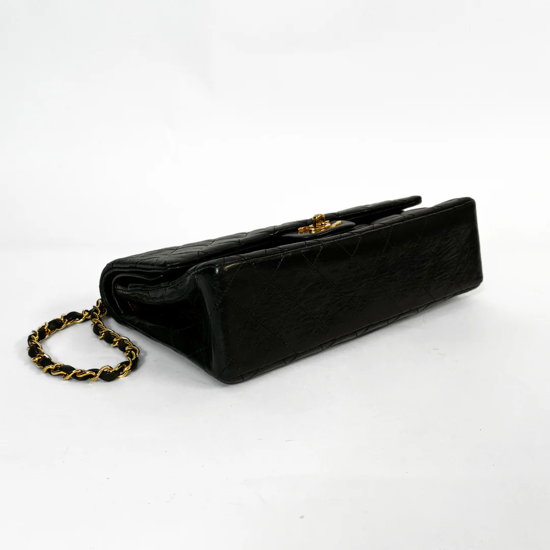 Chanel Chanel Classic Flap Bag Medium - Shoulder Bags - Etoile Luxury Vintage