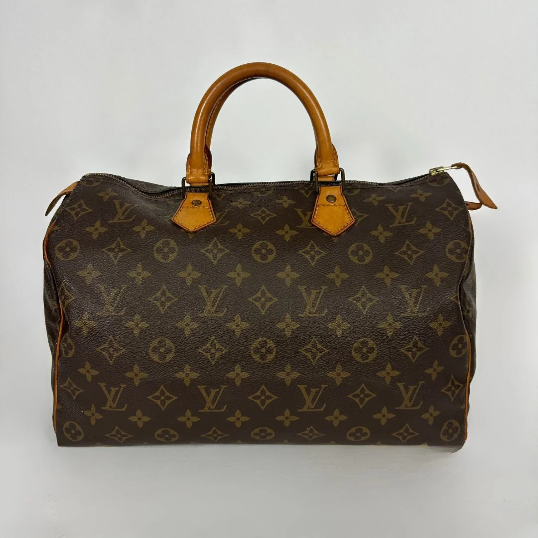 Louis Vuitton Speedy 35 on a white background