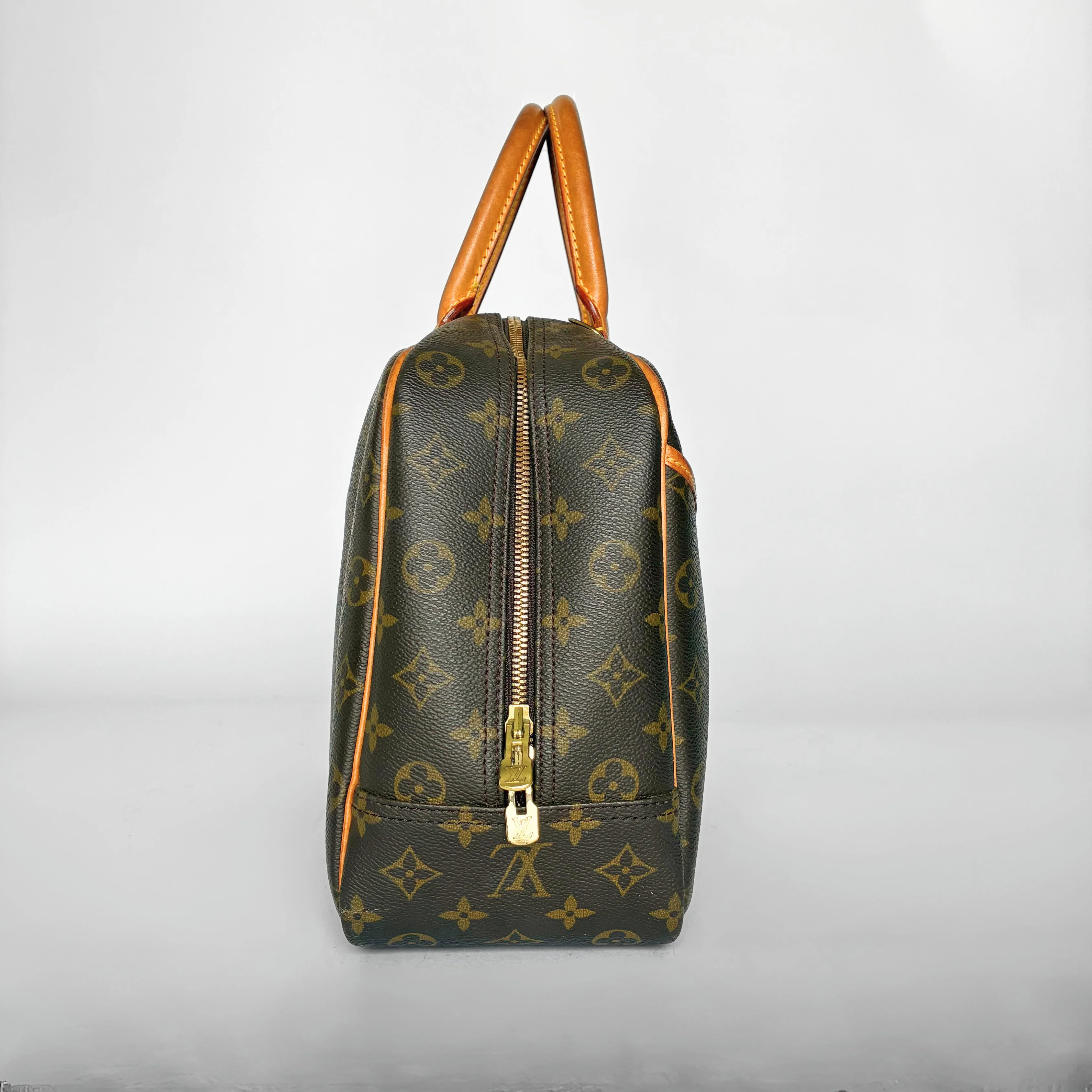 Louis Vuitton Louis Vuitton Deauville Monogram Canvas - Handbags - Etoile Luxury Vintage