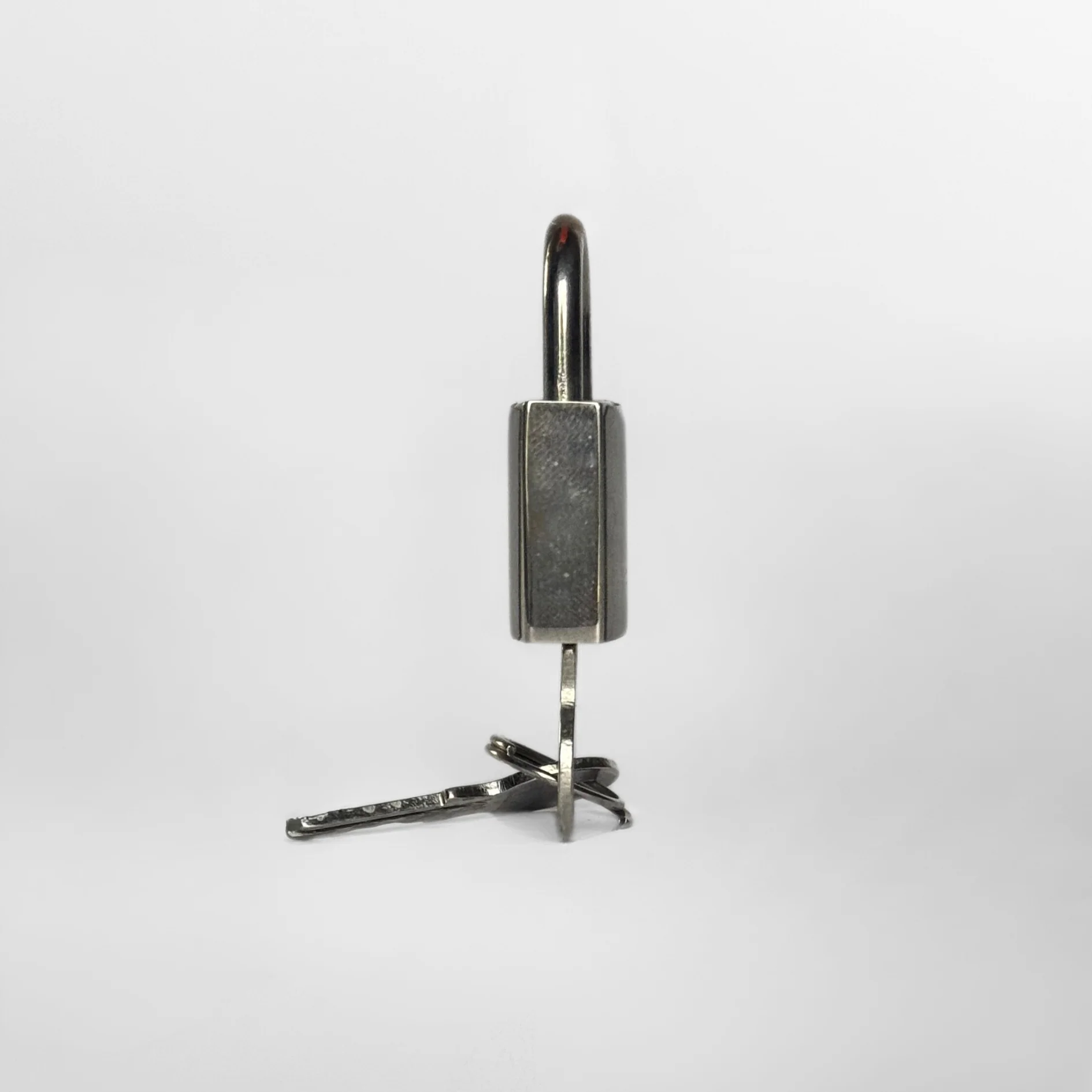 Fendi Fendi Lock With Key Silver Metal - Locks - Etoile Luxury Vintage