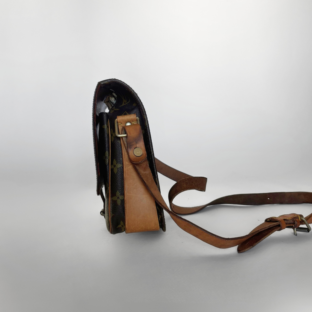 Louis Vuitton Louis Vuitton Cartouchiegrave;re MM Monogram Canvas - Crossbody bags - Etoile Luxury Vintage