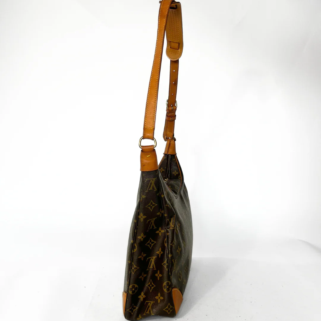 Louis Vuitton Louis Vuitton Boulogne GM Monogram Canvas - Shoulder bags - Etoile Luxury Vintage