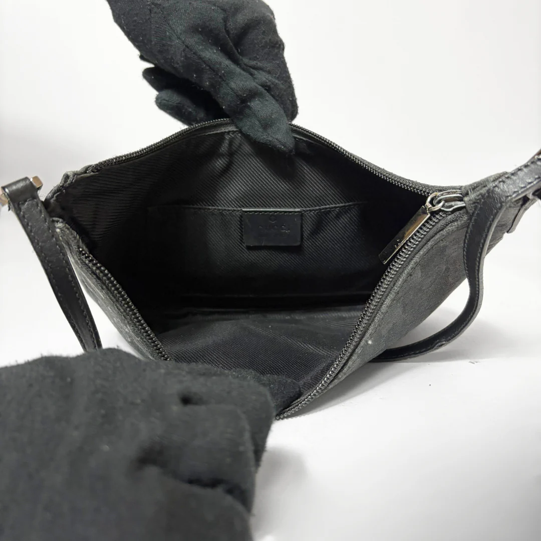 Gucci Gucci Shoulder Bag Black Canvas - Shoulder bags - Etoile Luxury Vintage