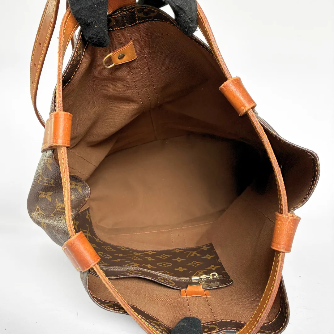 Louis Vuitton Louis Vuitton Randonnée PM Monogram - Backpacks - Etoile Luxury Vintage