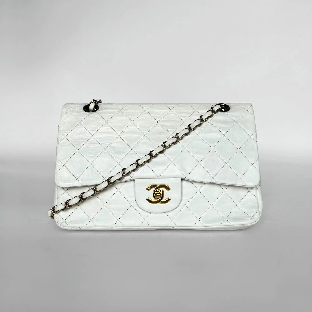 Chanel Chanel Classic Flap Bag Medium Lambskin Leather - Shoulder bags - Etoile Luxury Vintage