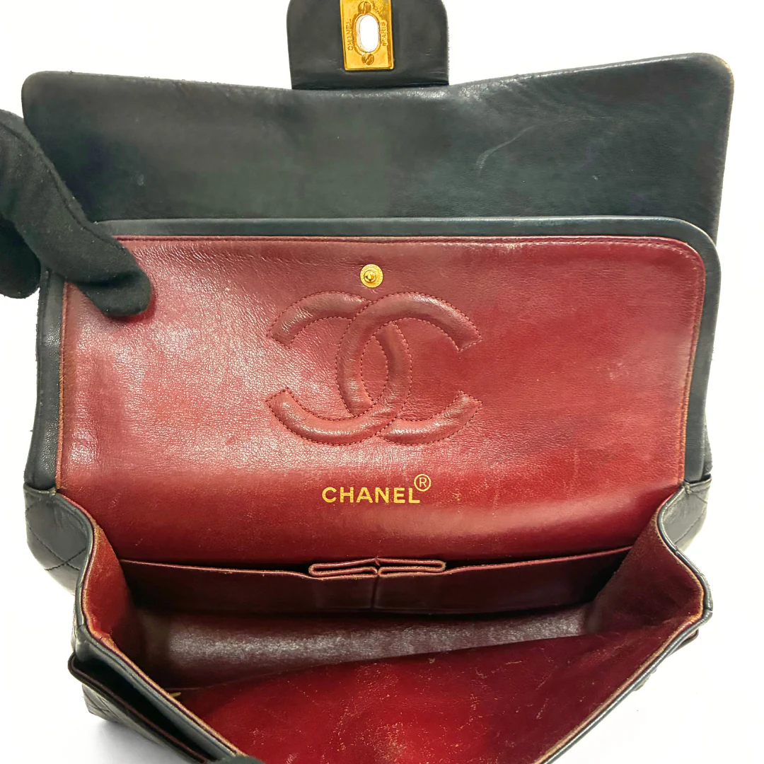 Chanel Chanel Medium Classic Double Flapbag - Shoulder bags - Etoile Luxury Vintage