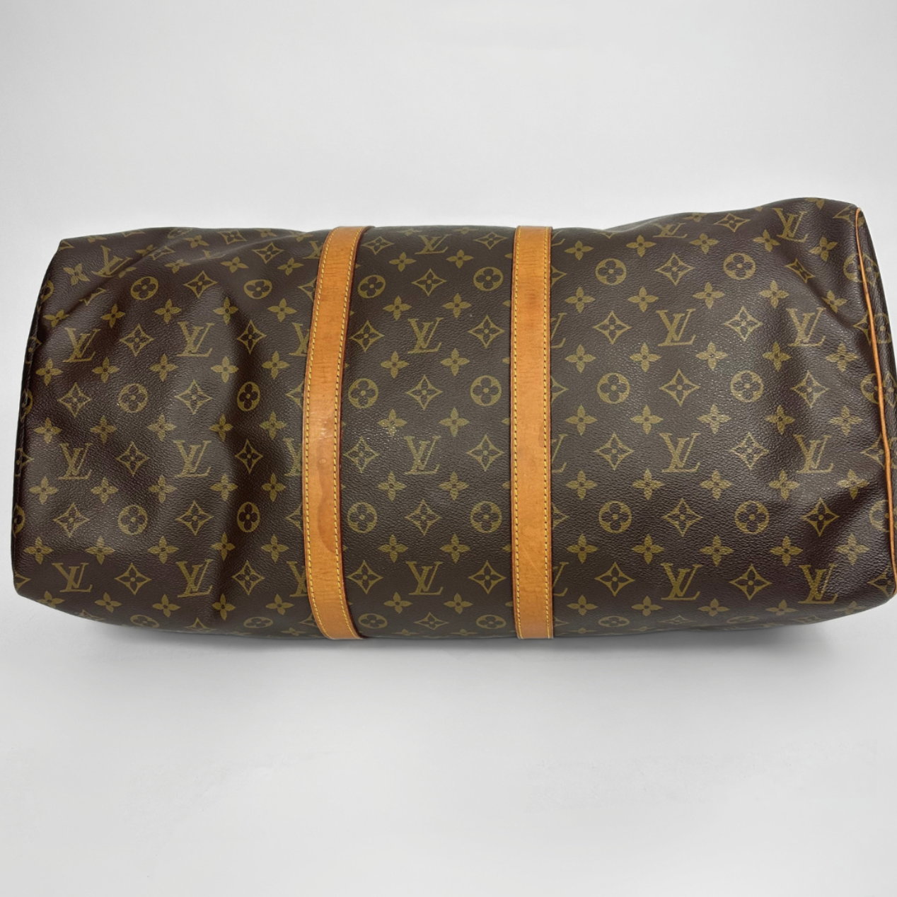 Louis Vuitton keepall 55 bottom view